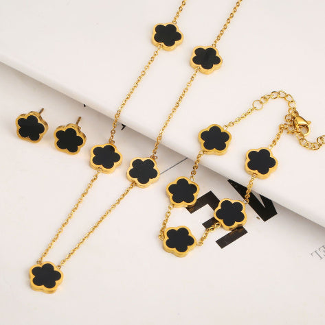 Green Gum Flower Gold Bracelet