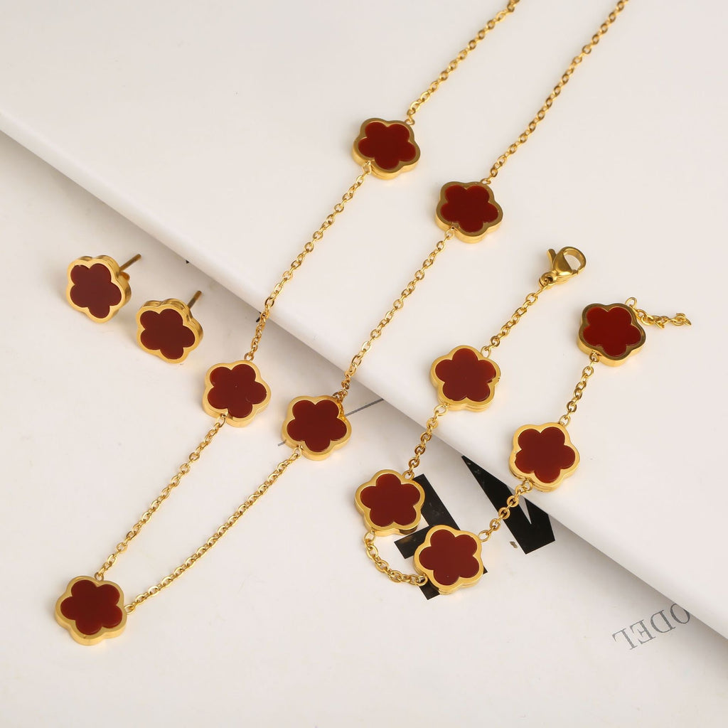 Green Gum Flower Gold Bracelet